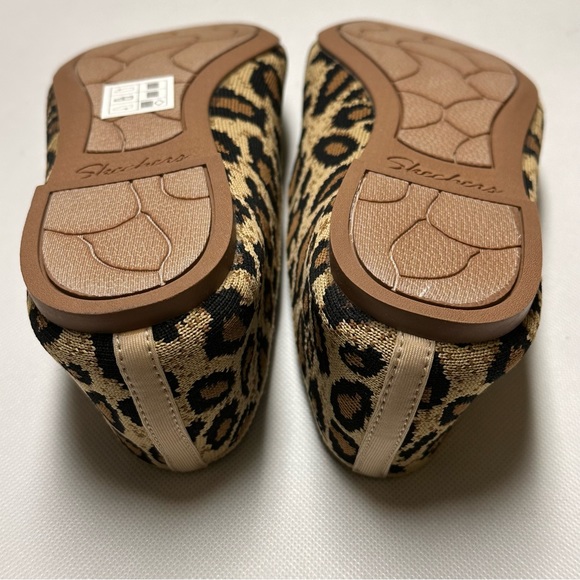 Skechers Cleo Claw-Some Flats - Picture 8 of 10